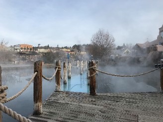  Pagosa Springs の硫黄温泉（臭いをお届けできず残念です）（筆者撮影）