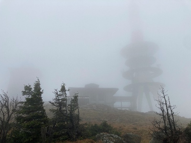 霧のブロッケン山(筆者撮影)